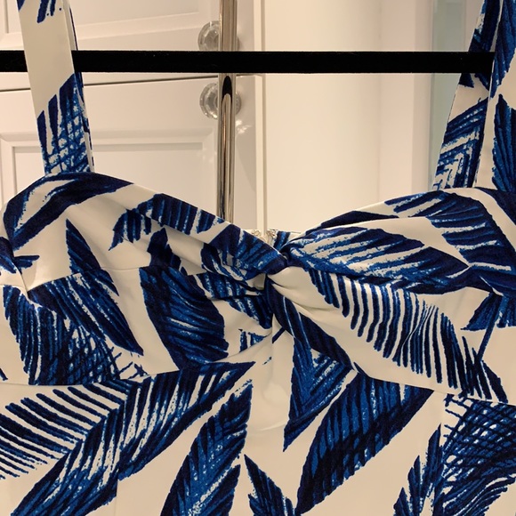 Jones New York signature dress - Picture 2 of 6